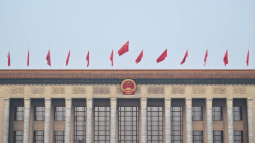 李克强在政府工作报告中指出，五年来切实保障和改善民生，加快社会事业发展