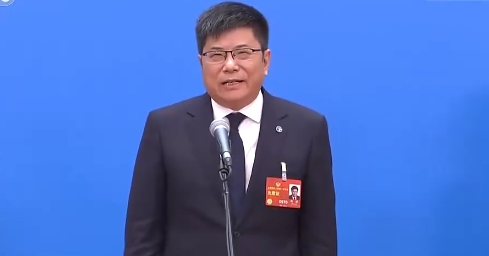 政协委员：中国护照的含金量越来越高