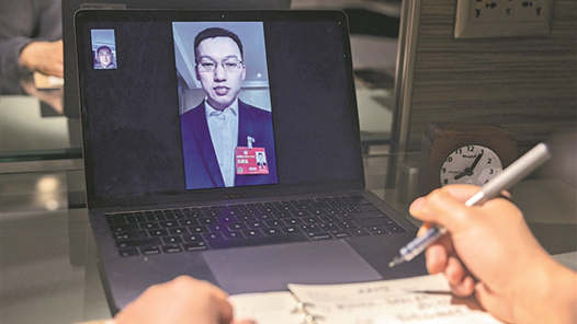 两会影像丨加快构建智能制造人才培养体系