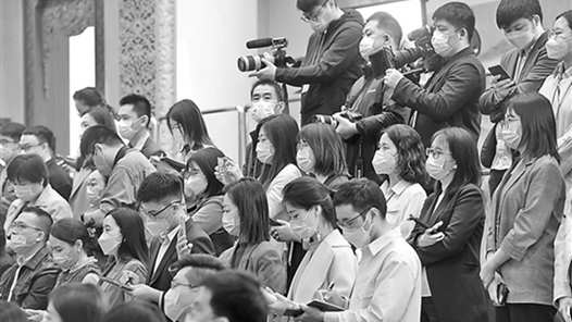 第三场“委员通道”开启