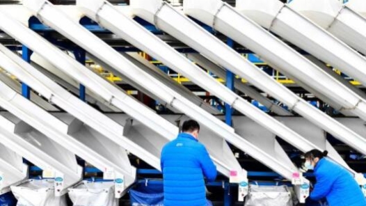 工人日报社评丨突破关键核心技术，筑牢制造业根基