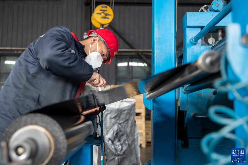 新华全媒+丨“黑金”变真金 “中国石墨之都”开启全链条发展