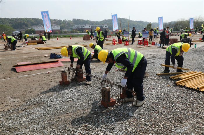 16802594312791722_1269x846