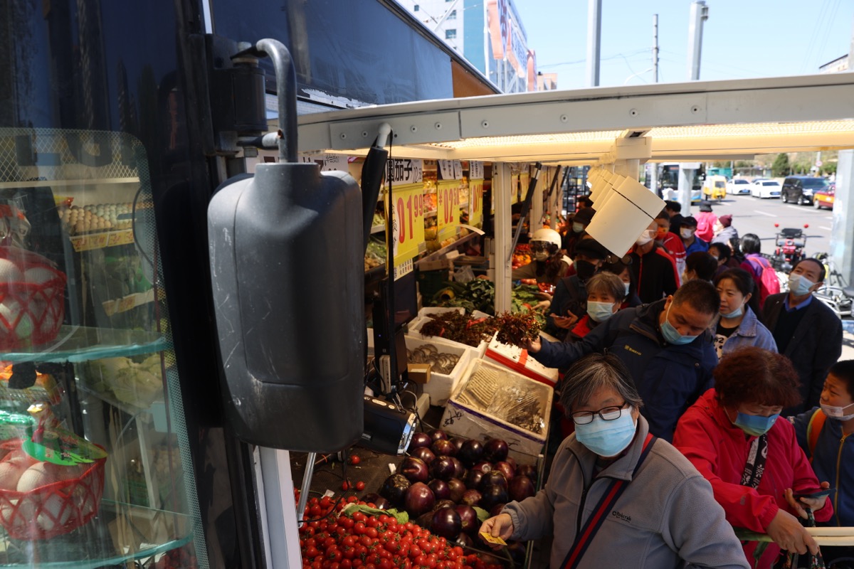 卖菜的公交车亮相北京