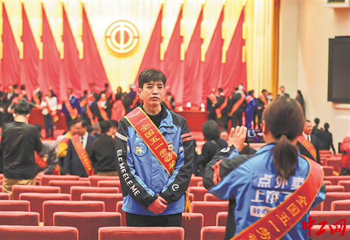 2041252_tpzz_1682661299953_b 2041252_tpzz_1682661299953_b