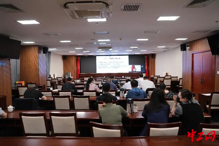 5月29日，内蒙古自治区总工会第三期党员干部职工学习贯彻党的二十大精神专题培训班开班。图为培训学习现场。 刘旭亮 摄