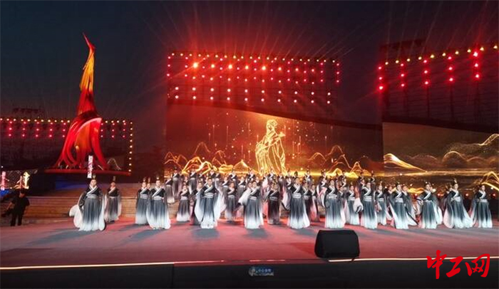 6月1日晚，第十届临沂诸葛亮文化旅游节开幕。图为开幕式演出现场。临沂市委宣传部供图