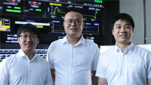 2023•劳动创造幸福丨我们正青春