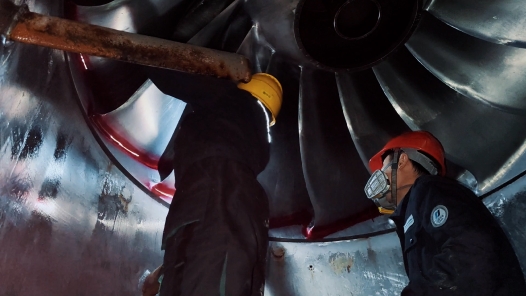 2023·劳动创造幸福丨泰裤辣！硬核水电工人枯水期大检修