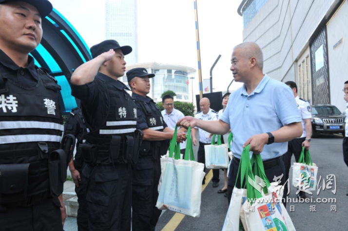 94ef275a271f2070ff145b355c5c1ed0