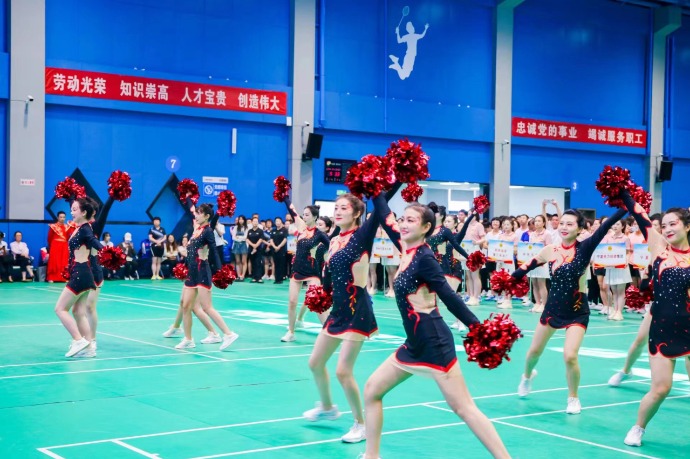 16914886648461431_1280x853