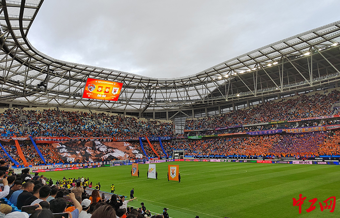 山东省首个5万座专业足球场青岛青春足球场。亿联科技供图