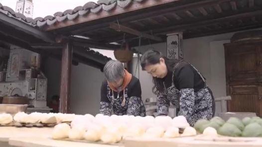 身边榜样丨百年老字号 掀起新潮流