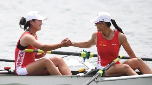 亚运会赛艇预赛开启 邱秀萍/邹佳琪轻松晋级决赛
