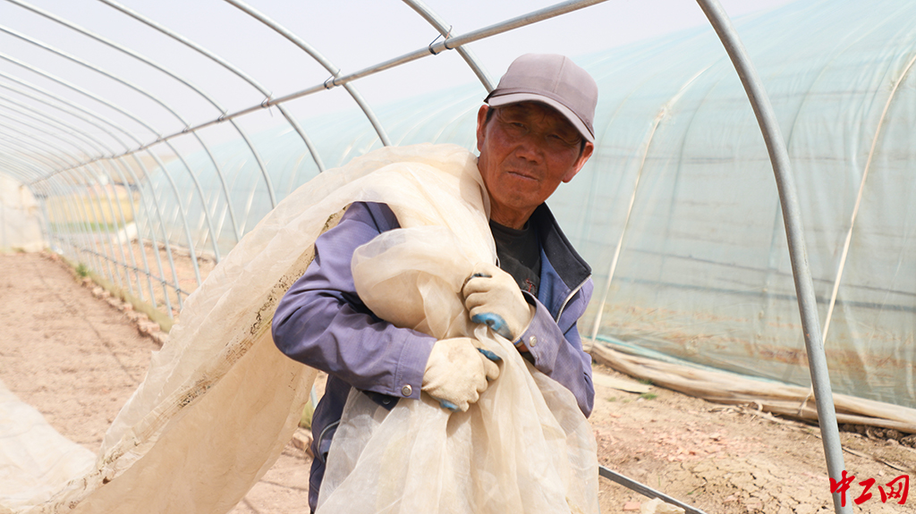 96-5《劳动》山丹马场三场有限责任公司 李志威