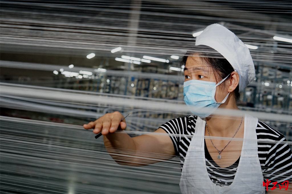 150-《一丝不紊》江苏农垦 胡正行