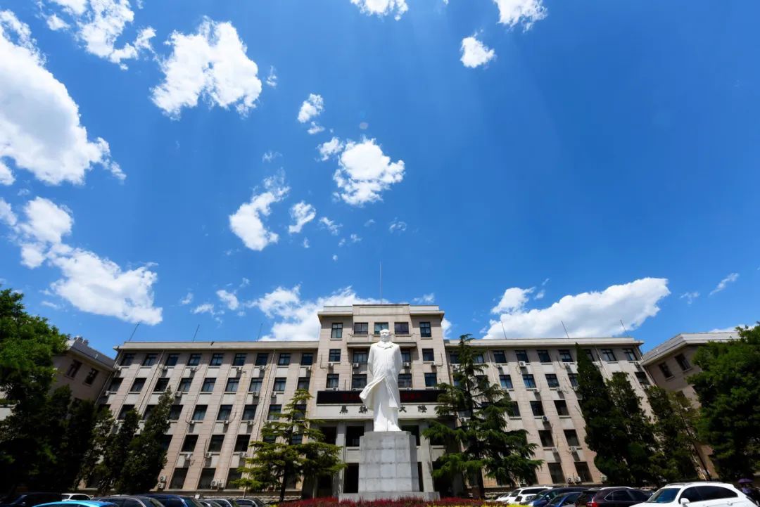 中国农大在哪里呢 1531867_4096x10000.jpeg