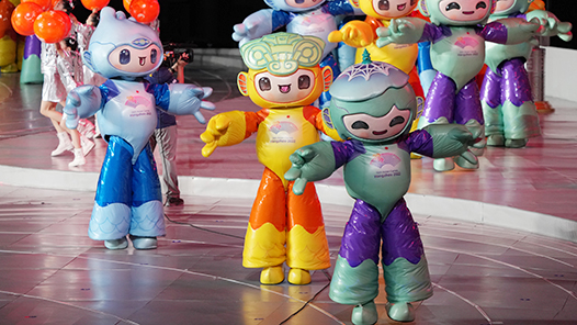 黄芊芊夺得女子花剑个人金牌