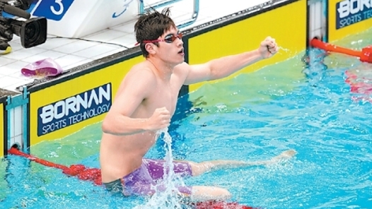 突破47秒 游泳小将仍觉遗憾