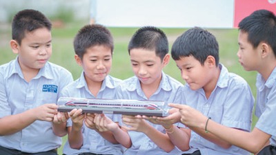 中亚国家人士高度评价共建“一带一路”倡议十年成果