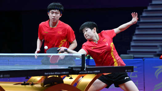 乒乓球综合：王楚钦/孙颖莎混双夺金 国乒女双无缘四强