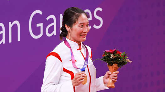 夺金瞬间丨拳击——女子66公斤级：杨柳夺冠