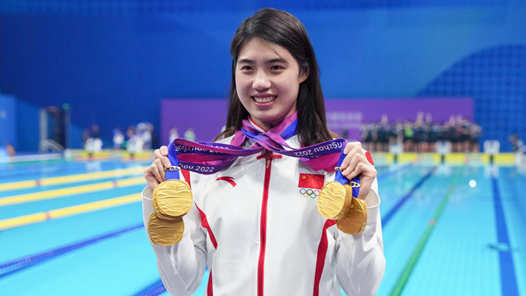 杭州亚运会｜中国游泳运动员张雨霏、覃海洋当选亚运会最具价值运动员