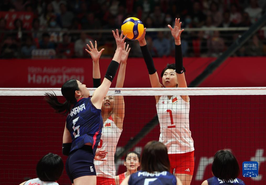 排球女子组金牌赛中国队夺冠