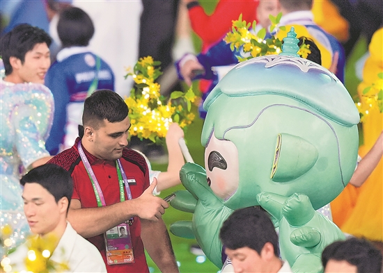 2251588_tpzz_1696778572871_b