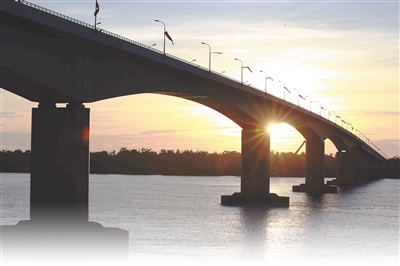 桥梁建设，承载共同发展梦想（共建“一带一路”·桥梁建设）