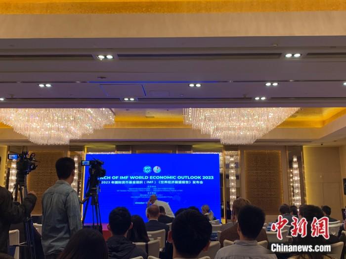 åå¸ä¼ç°åºãå®«å®å® æ