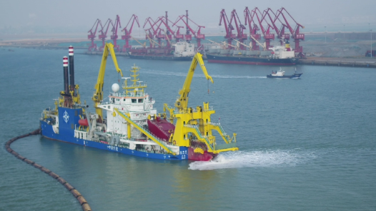 沿“路”看中东丨“天鲲号”：水击三千里 踏浪遨游“一带一路”