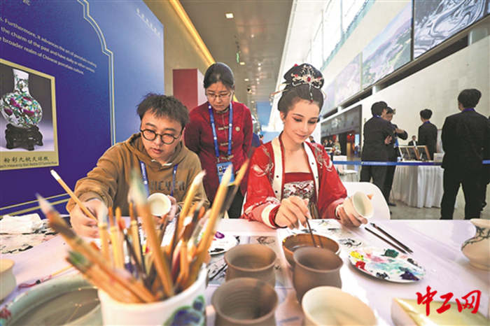 2264137_tpzz_1697642291072_b