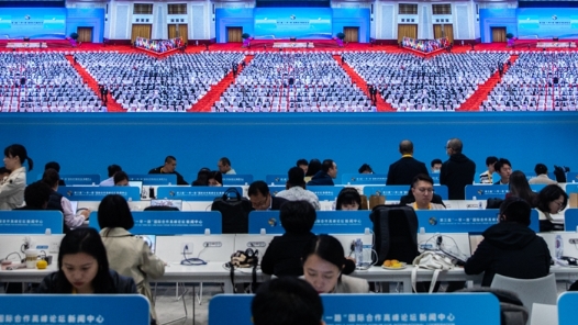 感受10年成就 共绘发展蓝图