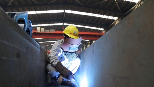 身边榜样 | 焊花闪闪耀人生