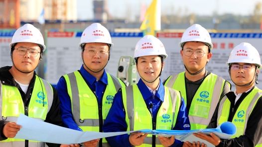 身边榜样丨劳模白芝勇的精测人生