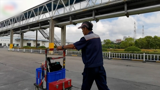 《苏州伊利有个“倔”老头》