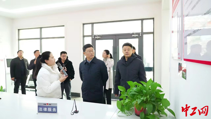 日前，临沂市赴基层调研全市乡村振兴片区建设、市级林长巡林等工作情况。图为调研现场之一。临沂市总工会供图