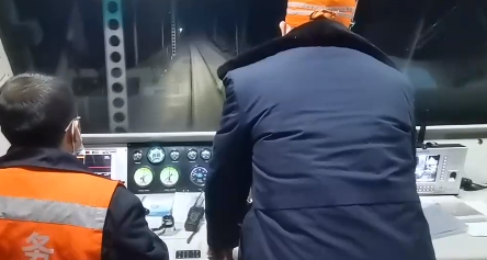 甘肃积石山县发生6.2级地震 铁路受影响线路已恢复 兰州西宁机场设施设备均正常