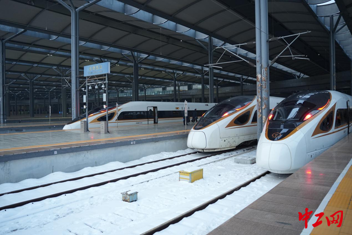 津兴城际铁路开通运营应用多项高铁建造智能化新装备