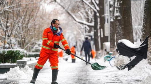 “六大活动”暖人心 湖北省总工会启动2024年“两节”送温暖活动