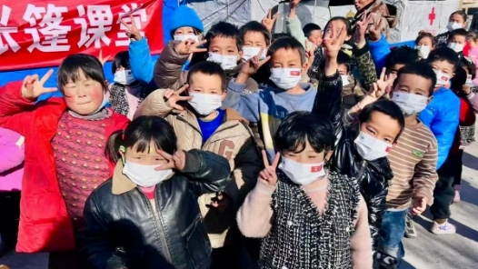 走出地震阴霾，从“心”开始！工会心理咨询志愿服务队走进地震灾区