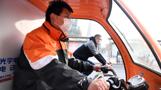 南通市总工会启动“工会在身边·新就业形态劳动者温暖行动”慰问活动