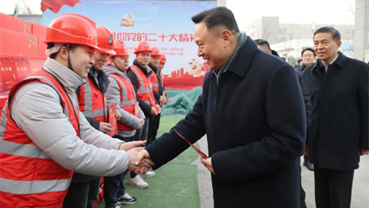 徐留平：让职工群众更直接更深入感受到党和政府的关怀及工会组织的温暖