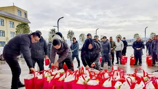 陕西安康市总工会启动2024年春节送温暖活动