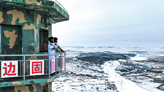 中国国防费公开透明 合理适度 比上年执行数增长7.2%