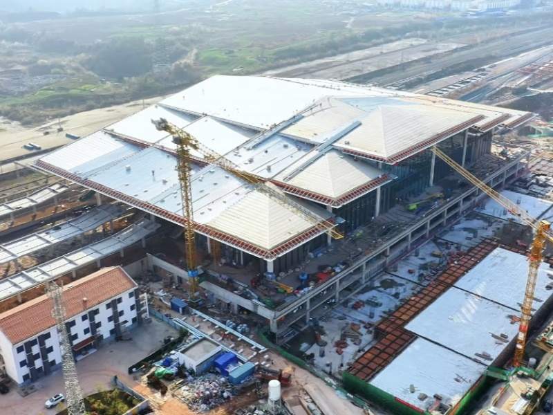 巴南高铁巴中东站正式挂牌