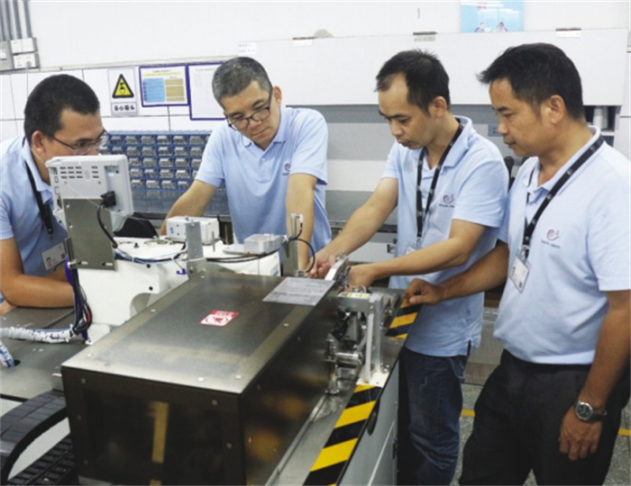 K~}3{{}PM~NLJFXVKG4{7}3