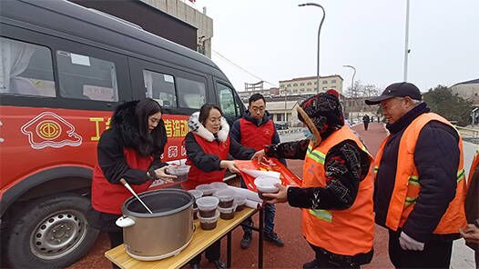 云南省昭通水富市开展2024年元旦春节送温暖慰问活动