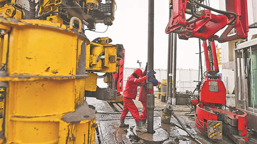 新春走基层丨在“死亡之海”打造“中国深度”